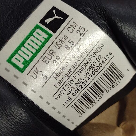 PUMA Velvet size 8.5 black classic 369887 style - Picture 10 of 10
